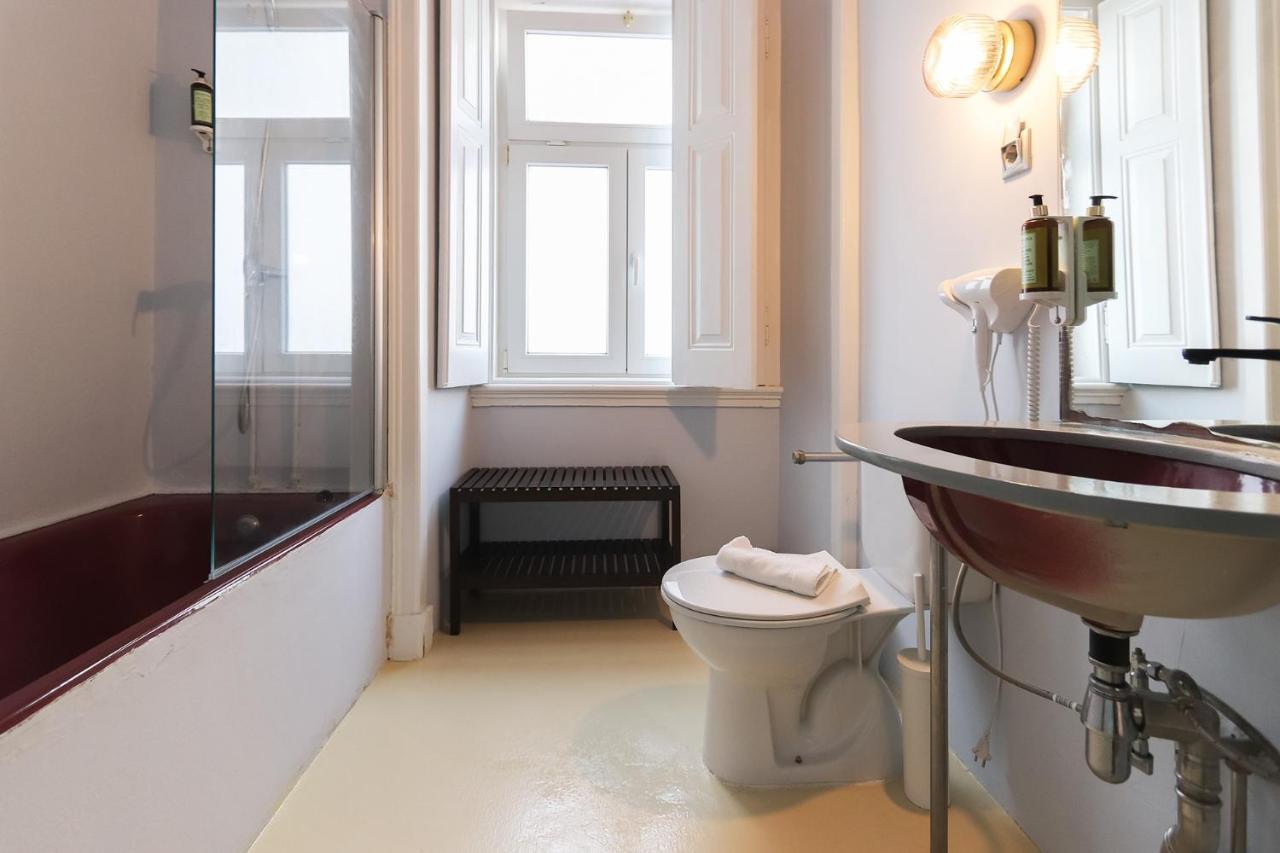Chiado Prime Suites By Homing Lisboa Eksteriør billede